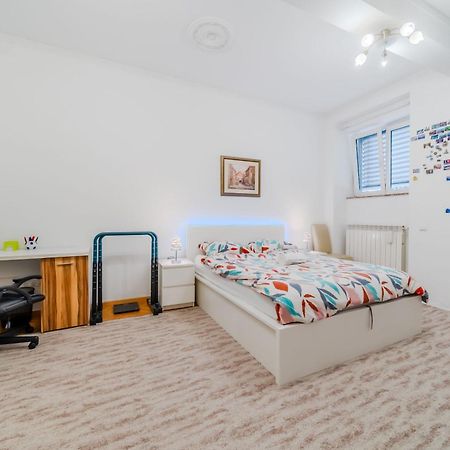 Work And Play Apartment Zagreb Ngoại thất bức ảnh
